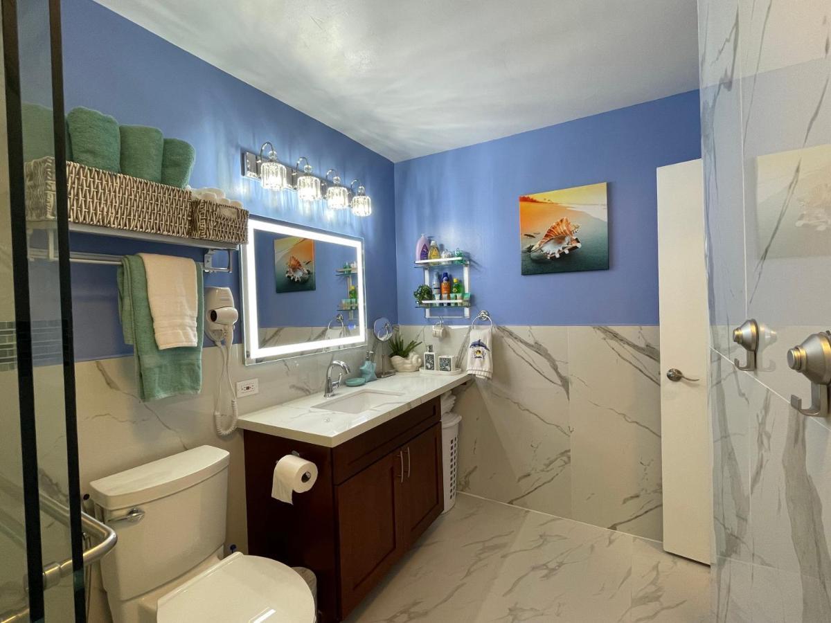 Amazing Waikiki Beach Condo 2Bed2Bath+Free Parking Гонолулу Екстер'єр фото