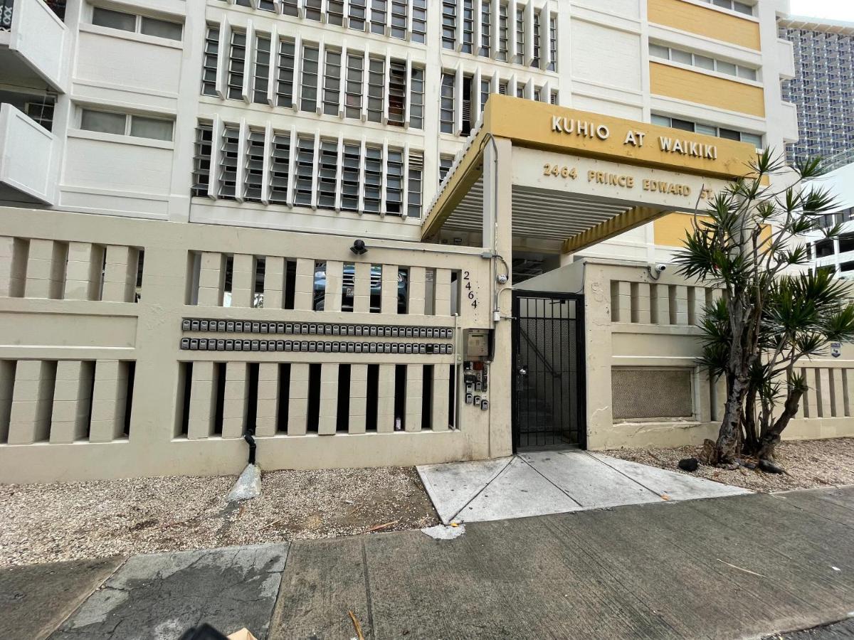 Amazing Waikiki Beach Condo 2Bed2Bath+Free Parking Гонолулу Екстер'єр фото