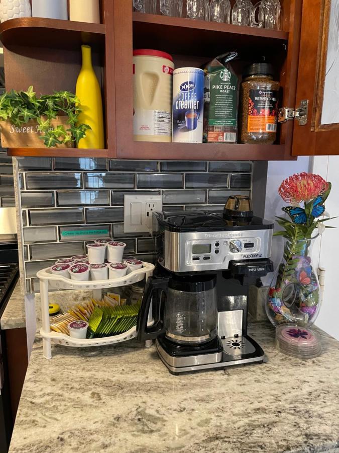Amazing Waikiki Beach Condo 2Bed2Bath+Free Parking Гонолулу Екстер'єр фото