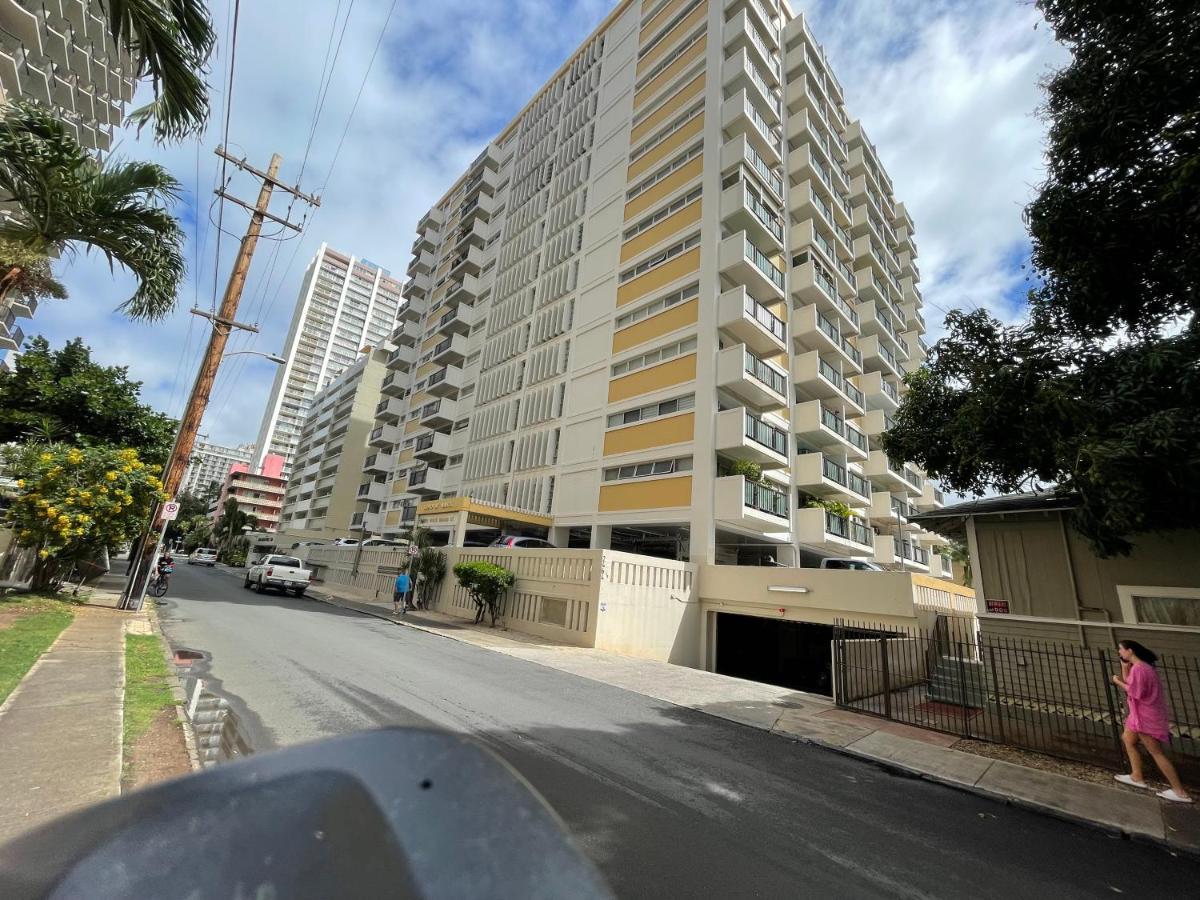 Amazing Waikiki Beach Condo 2Bed2Bath+Free Parking Гонолулу Екстер'єр фото